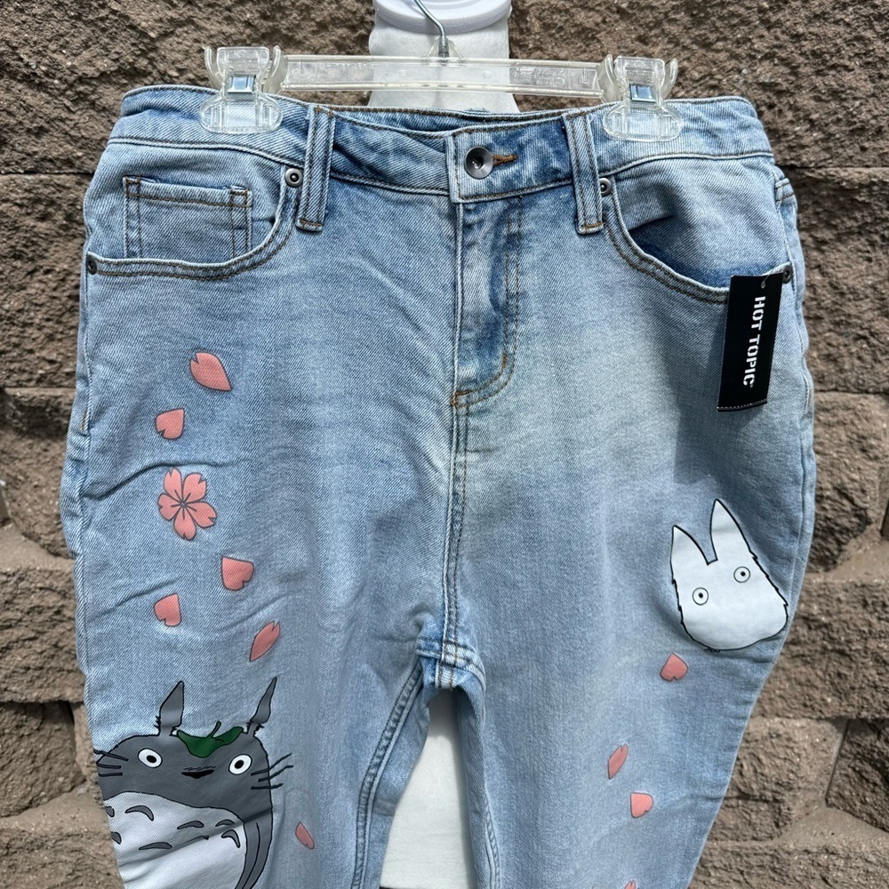 Light Blue Jeans with Totoro Sakura Design NWT size 5 (juniors) - Picture 4 of 5